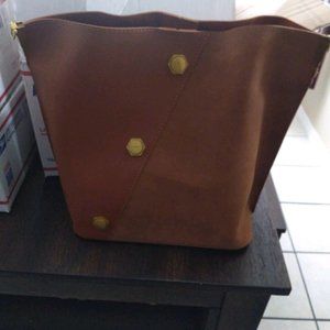 NEW ZOE Rivet Bucket Bag